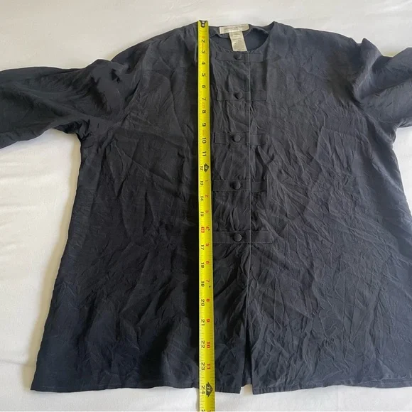 Vintage Jones New York 100% Silk Black Collarless Button Up Shirt Blouse - Picture 13 of 13